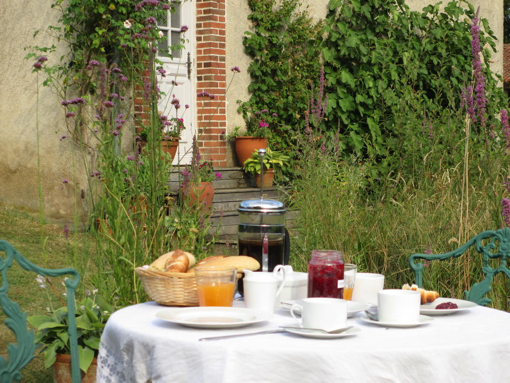 Chez Tartaud Villa Lathus St Remy Dış mekan fotoğraf